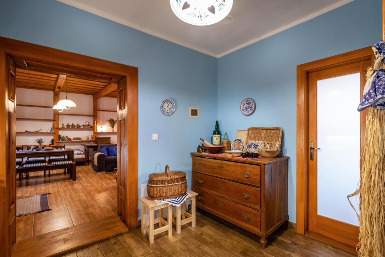 Villa Hybsky Dom Est 1905 à Hybe Extérieur photo